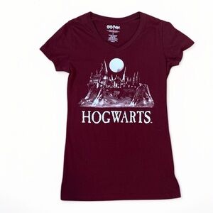 Harry Potter V-Neck Burgundy Slim Fit Hogwarts Castle Graphic Tee Junior Size XL
